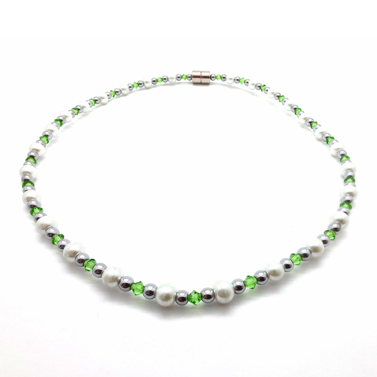 White Pearl w Peridot Necklace