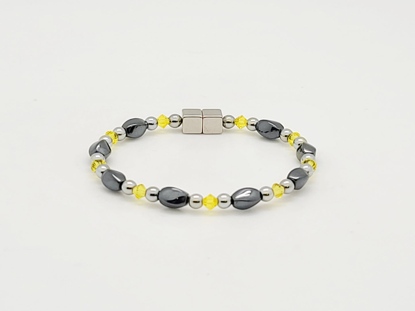 Black Hematite Twist w Citrine Single