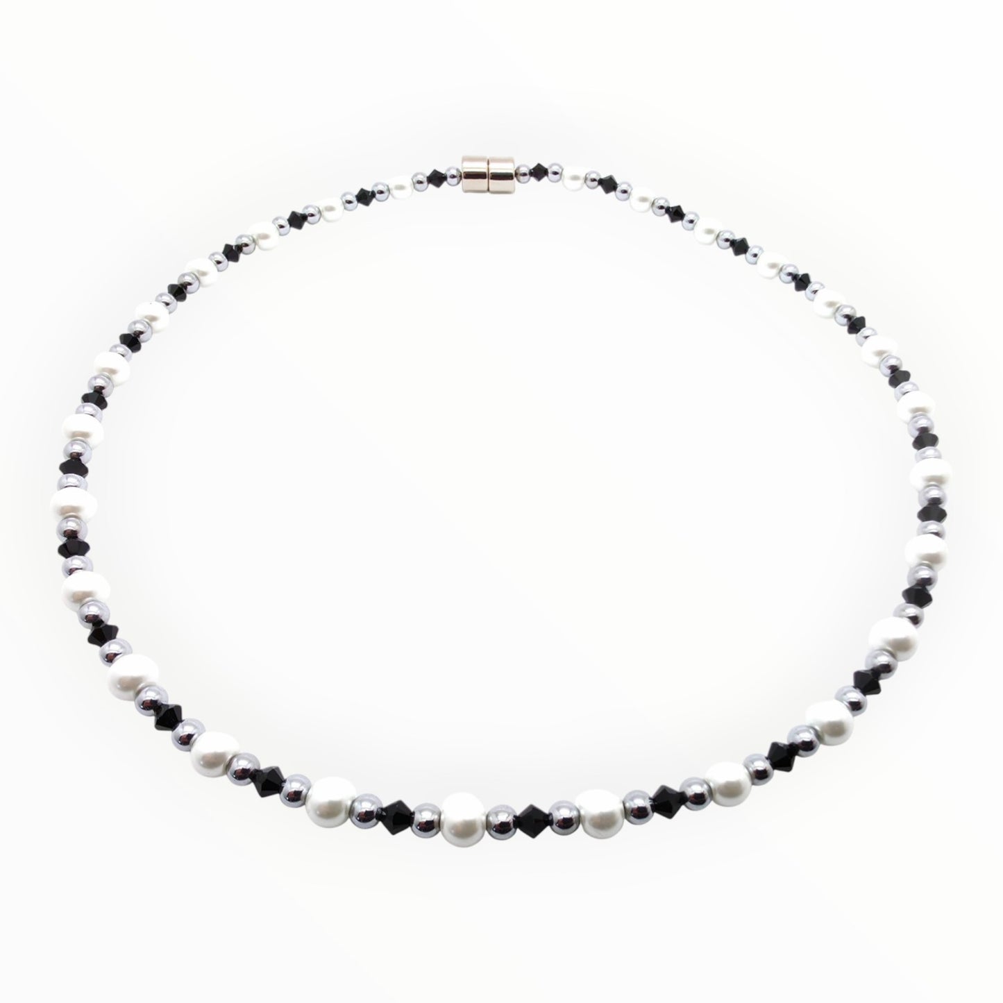 White Pearl w Jet Black Necklace