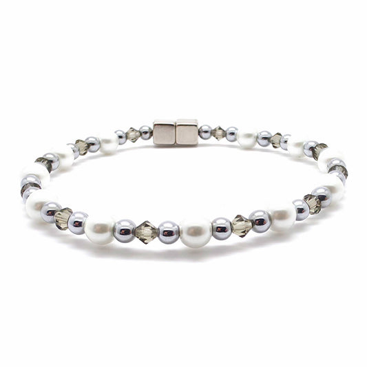 White Pearl Single w Black Diamond