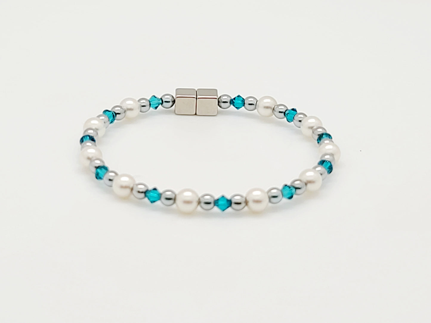 White Pearl with Blue Zircon